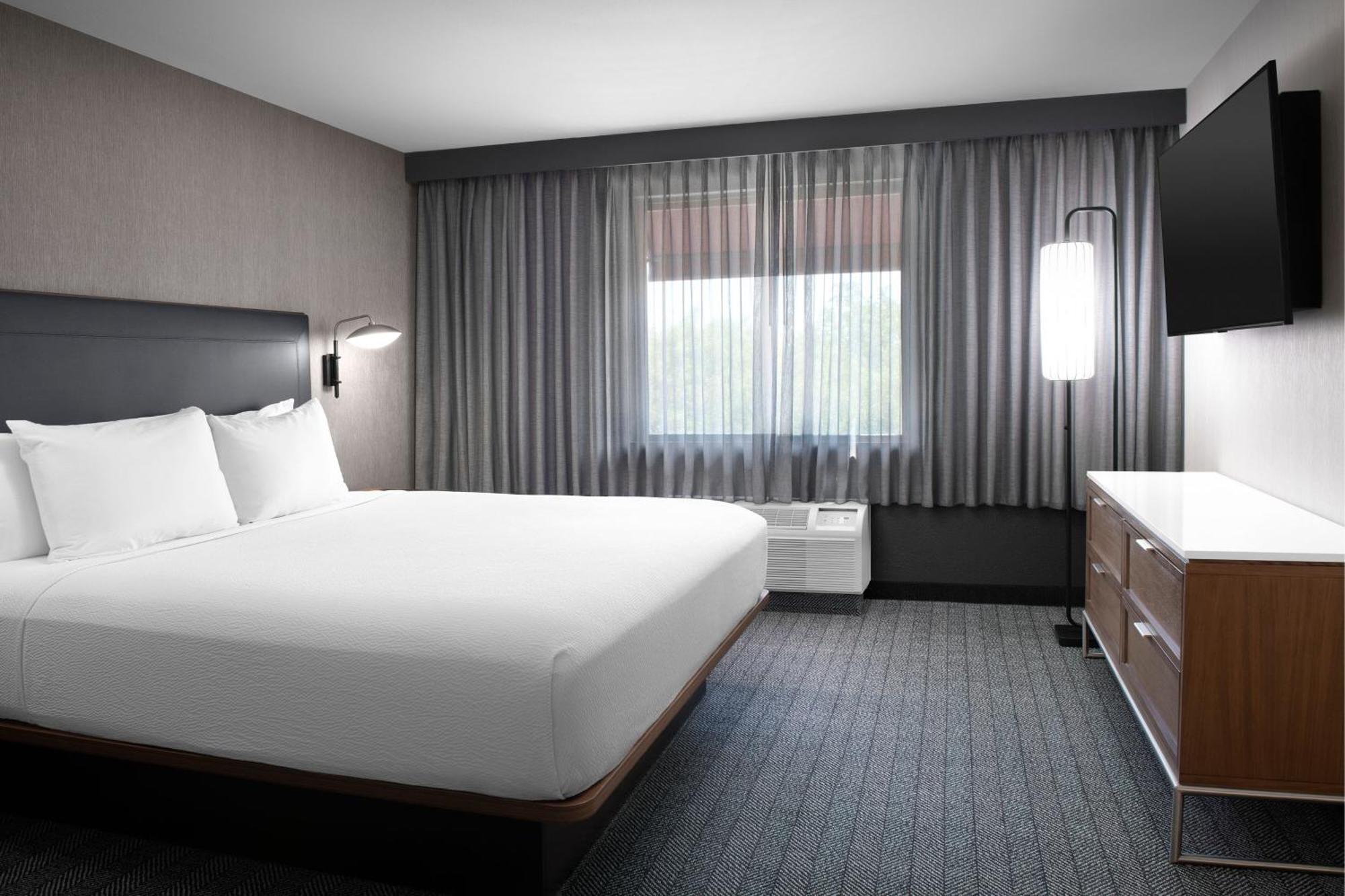 Courtyard By Marriott Paso Robles Hotel Exterior photo