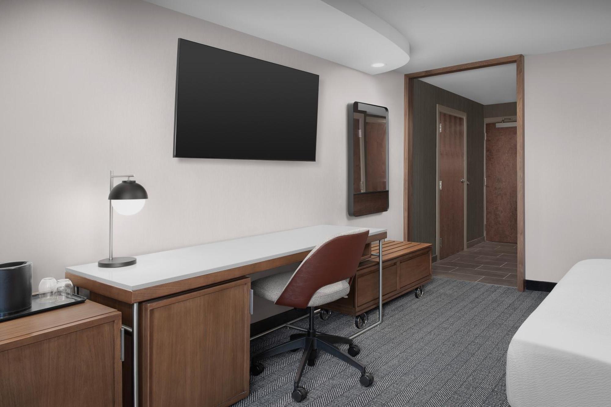 Courtyard By Marriott Paso Robles Hotel Exterior photo