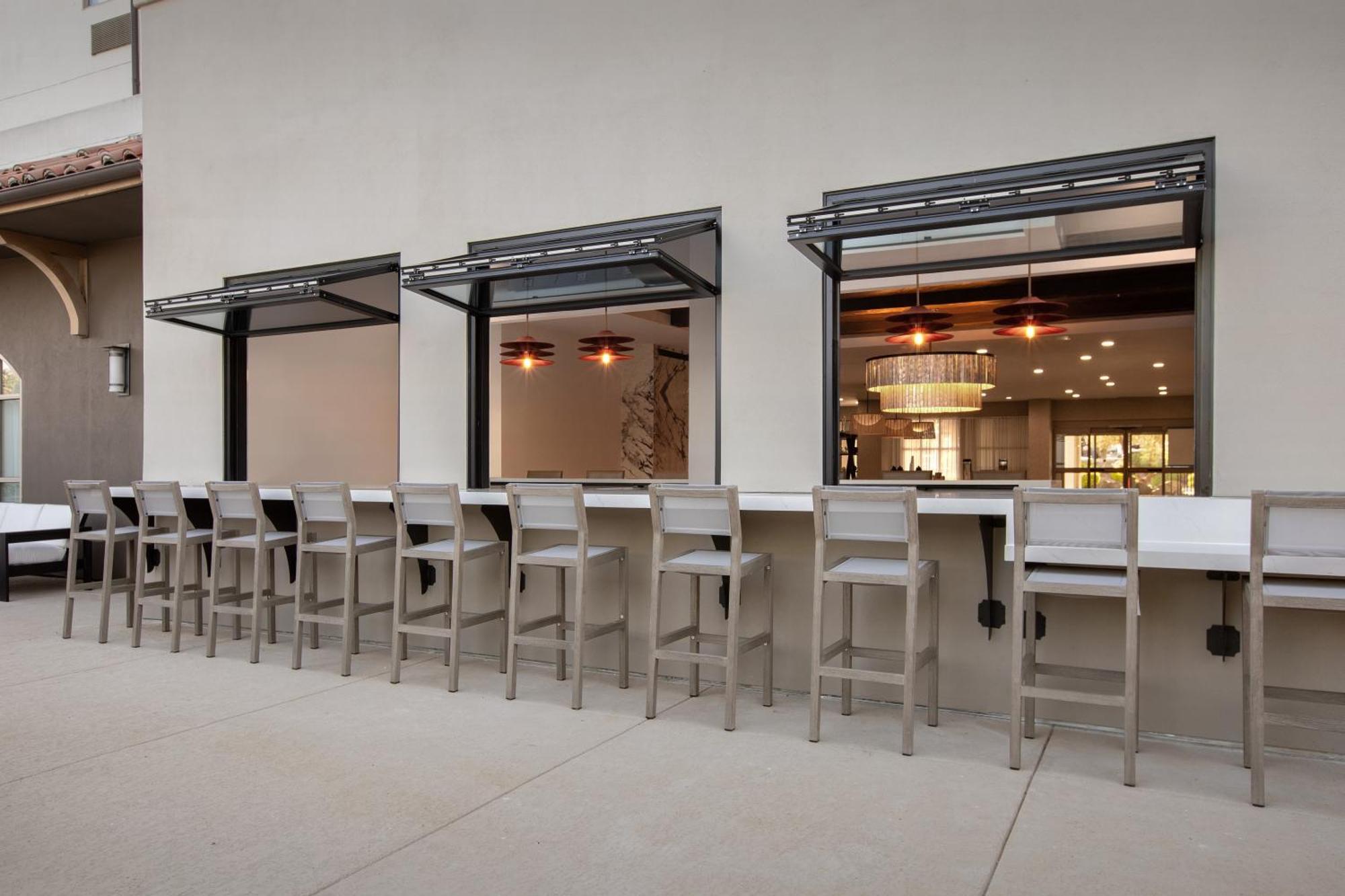 Courtyard By Marriott Paso Robles Hotel Exterior photo